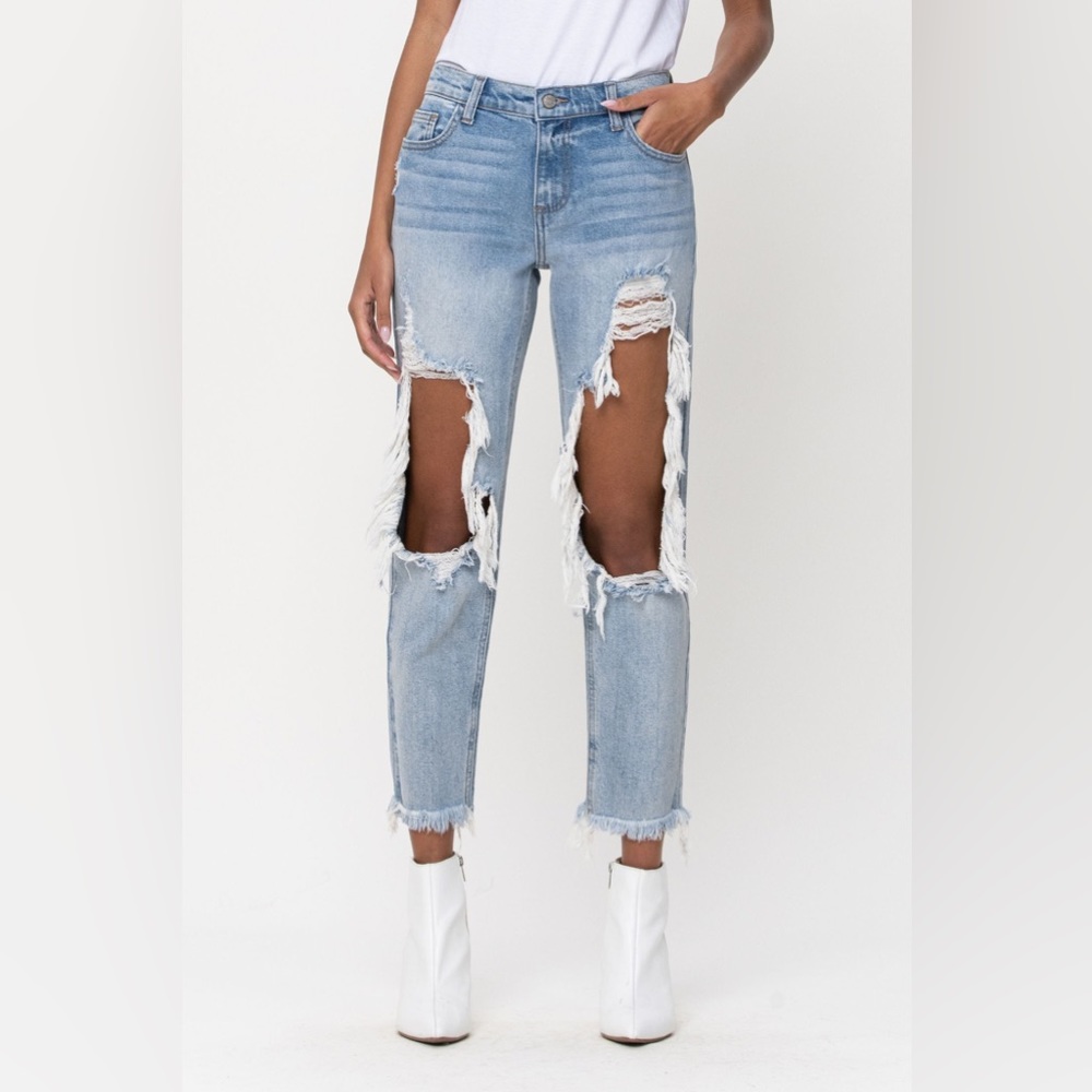 CELLO distressed raw jeans. Sz 7 NWT